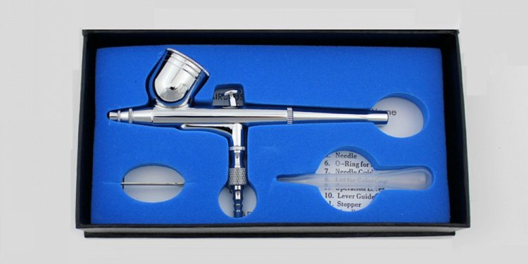 Airbrush Sprayer Painting