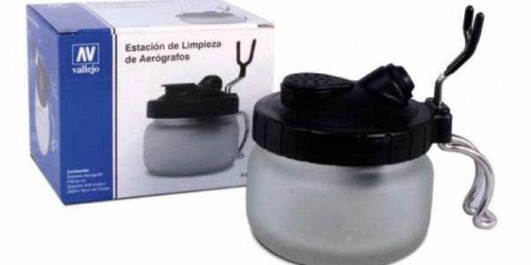 Vallejo Airbrush Cleaning Pot